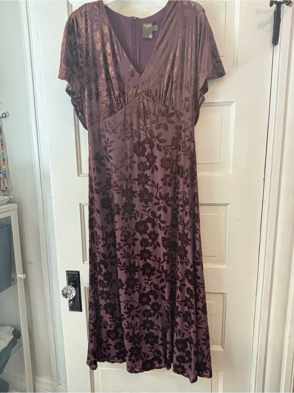 Taylor  Brand Purple and Bronze Floral Velvet Midi Dress